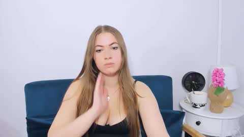 Lea online show from November 2025 02:17:01 PM