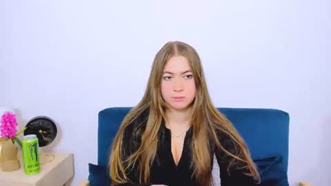 Lea online show from November 2025 04:06:01 PM