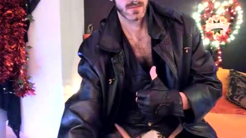 leatherdude69 online show from February 2025 06:51:01 AM