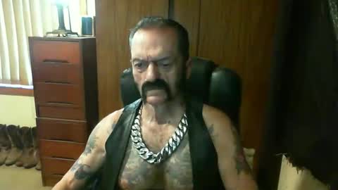 leathergreaser online show from January 2025 10:29:02 PM