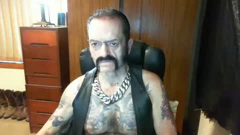 leathergreaser online show from January 2025 07:34:01 PM