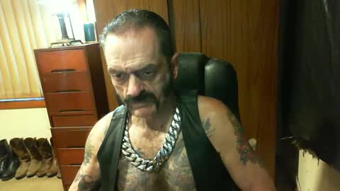 leathergreaser online show from February 2025 07:41:02 PM
