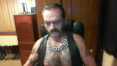 leathergreaser online show from March 2025 07:48:01 PM