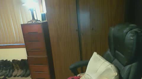 Snapshot of leathergreaser chatting on March 2026 08:01:02 PM leathergreaser online show from March 2026 08:01:02 PM