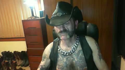 Snapshot of leathergreaser chatting on March 2026 07:08:02 PM leathergreaser online show from March 2026 07:08:02 PM