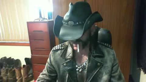 Snapshot of leathergreaser chatting on May 2026 08:49:02 PM leathergreaser online show from May 2026 08:49:02 PM