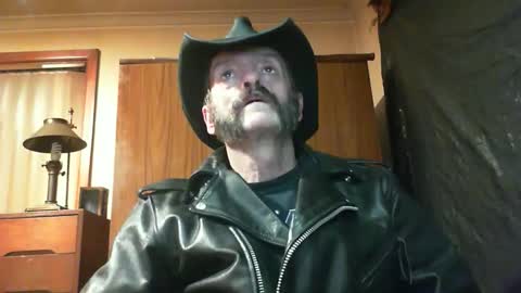 Snapshot of leathergreaser chatting on June 2026 07:38:02 PM leathergreaser online show from June 2026 07:38:02 PM