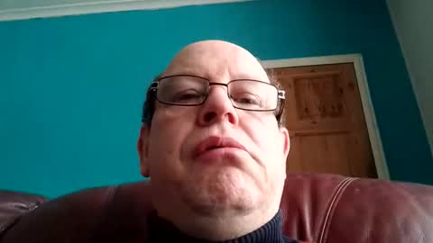 leatherpants68 online show from April 2026 08:17:02 AM