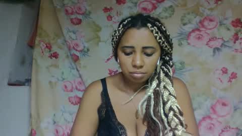 Snapshot of leatianaa chatting on May 2026 10:36:01 AM leatianaa online show from May 2026 10:36:01 AM