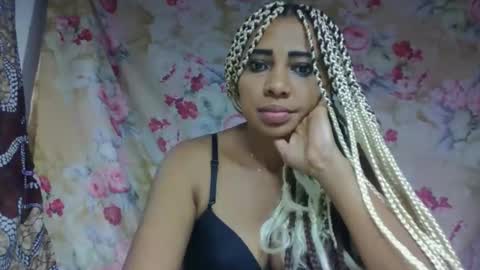 Snapshot of leatianaa chatting on May 2026 11:20:01 PM leatianaa online show from May 2026 11:20:01 PM