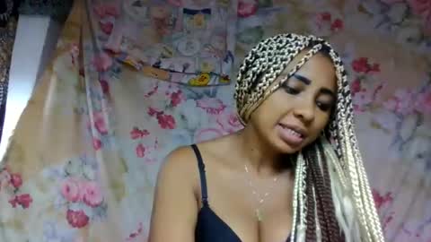 Snapshot of leatianaa chatting on May 2026 11:26:01 AM leatianaa online show from May 2026 11:26:01 AM