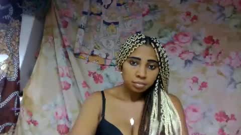 Snapshot of leatianaa chatting on May 2026 12:27:01 AM leatianaa online show from May 2026 12:27:01 AM