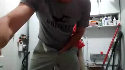 Snapshot of lebrun1985 chatting on September 2025 05:46:02 PM lebrun1985 online show from September 2025 05:46:02 PM