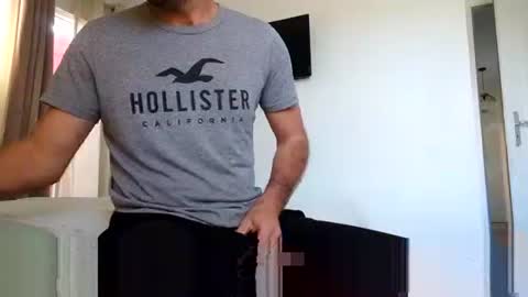 Snapshot of lebrun1985 chatting on October 2025 10:10:01 AM lebrun1985 online show from October 2025 10:10:01 AM