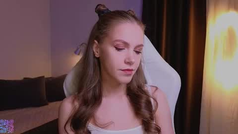 lecsika online show from November 2025 01:55:02 PM