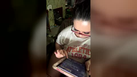 leeannebloomer online show from March 2026 01:03:01 AM