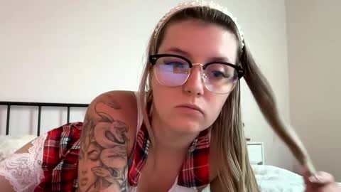 leeannerose online show from May 2026 11:24:02 PM