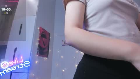 Lee Haeun online show from February 2026 08:16:01 PM