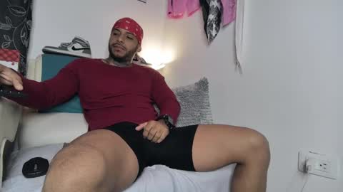 Snapshot of leenar_key chatting on February 2025 11:39:02 AM leenar_key online show from February 2025 11:39:02 AM