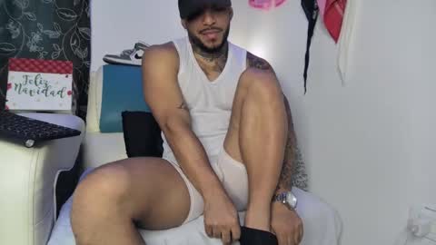 Snapshot of leenar_key chatting on February 2025 03:15:02 PM leenar_key online show from February 2025 03:15:02 PM