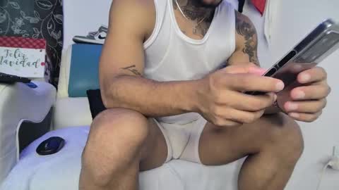 Snapshot of leenar_key chatting on February 2025 06:31:01 PM leenar_key online show from February 2025 06:31:01 PM