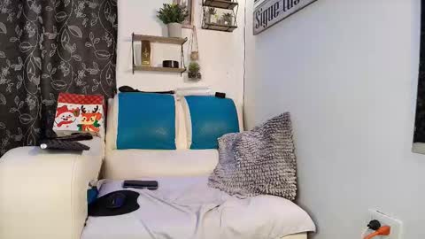 Snapshot of leenar_key chatting on October 2025 01:55:02 AM leenar_key online show from October 2025 01:55:02 AM