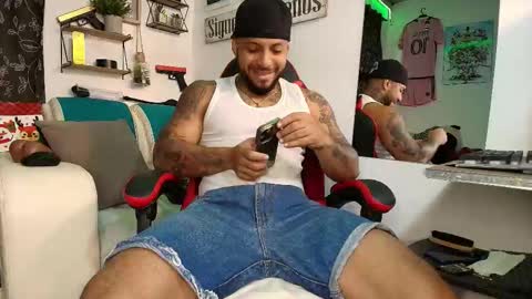 Snapshot of leenar_key chatting on November 2025 03:33:02 PM leenar_key online show from November 2025 03:33:02 PM