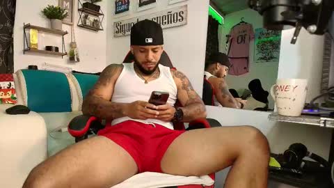 Snapshot of leenar_key chatting on November 2025 12:42:02 PM leenar_key online show from November 2025 12:42:02 PM