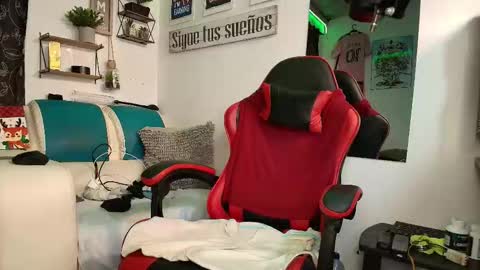 Snapshot of leenar_key chatting on November 2025 01:32:02 PM leenar_key online show from November 2025 01:32:02 PM