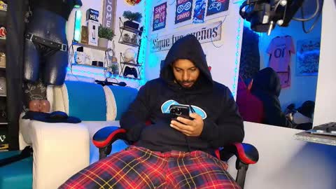 Snapshot of leenar_key chatting on March 2026 10:52:01 AM leenar_key online show from March 2026 10:52:01 AM