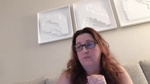 Leesa online show from October 2025 03:51:01 AM