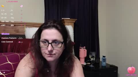 Snapshot of leesa__ chatting on February 2026 03:43:02 AM Leesa online show from February 2026 03:43:02 AM