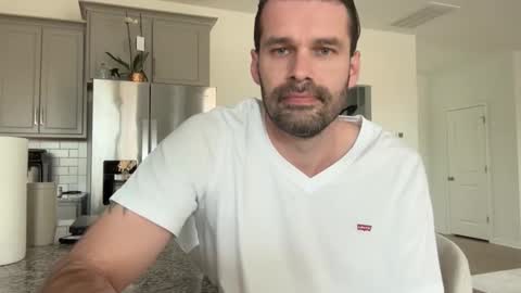 Snapshot of leexxx_69 chatting on February 2026 10:05:02 PM leexxx_69 online show from February 2026 10:05:02 PM