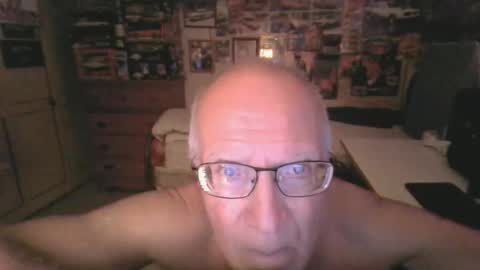 Snapshot of leezamm1132 chatting on May 2026 12:19:02 AM leezamm1132 online show from May 2026 12:19:02 AM