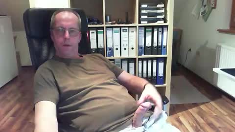 Dave online show from December 2025 12:28:02 AM