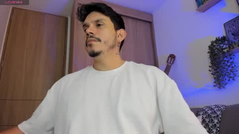 Alejandro online show from July 2026 11:26:02 AM