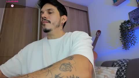 Alejandro online show from July 2026 05:51:02 PM