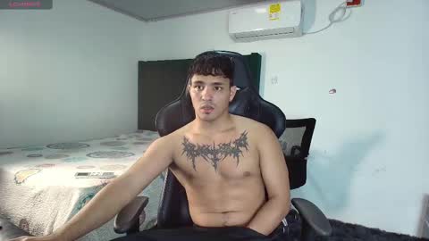  Lei  online show from February 2025 10:00:01 PM