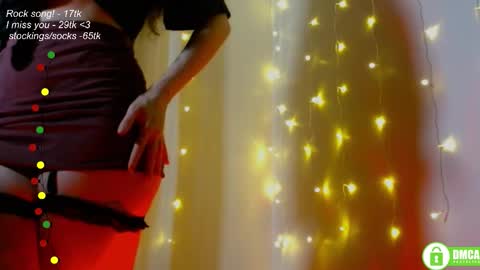 Snapshot of leia_bell chatting on March 2026 08:19:02 PM hey Im Leia and I love rock online show from March 2026 08:19:02 PM