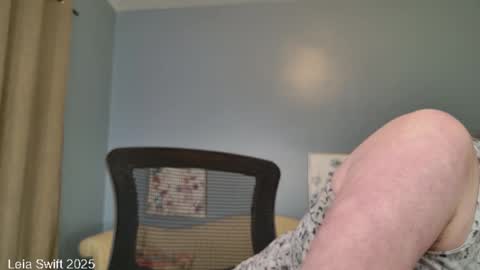 Leia Swift online show from February 2025 12:22:02 PM