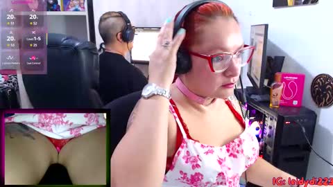 LeidyDi223 online show from October 2025 01:33:02 PM