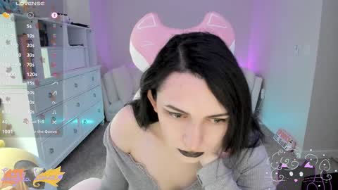 Snapshot of leighlalove chatting on October 2025 11:35:02 PM Leighla online show from October 2025 11:35:02 PM