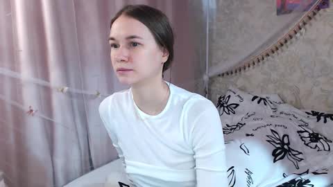 Snapshot of leila_bambi chatting on March 2026 10:19:02 AM leila_bambi online show from March 2026 10:19:02 AM