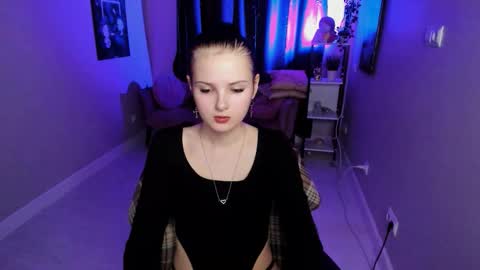 Leila online show from October 2025 05:44:02 PM