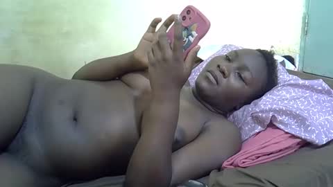 Snapshot of leilah_cute19 chatting on March 2026 05:30:02 AM leilah_cute19 online show from March 2026 05:30:02 AM