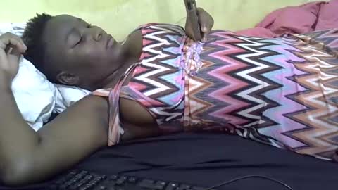 Snapshot of leilah_cute19 chatting on April 2026 06:16:02 AM leilah_cute19 online show from April 2026 06:16:02 AM