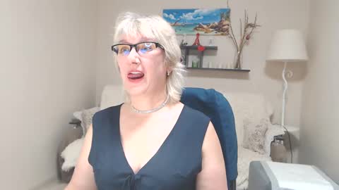 Leila Kinky online show from February 2025 12:08:01 PM