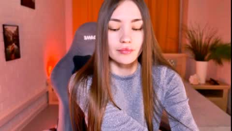 Snapshot of leilarai chatting on April 2026 01:33:02 PM Leila Rai online show from April 2026 01:33:02 PM