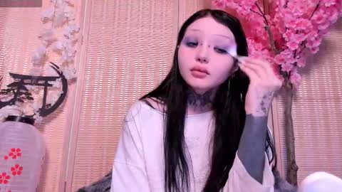 Lein online show from September 2025 01:05:02 AM