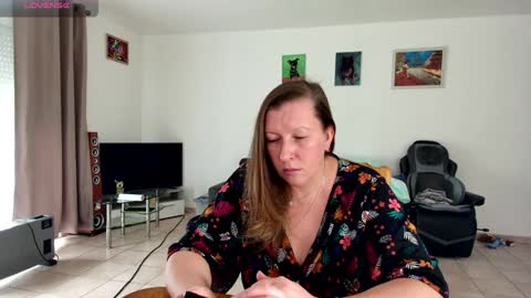 YOUR ELENA online show from January 2025 10:40:02 AM